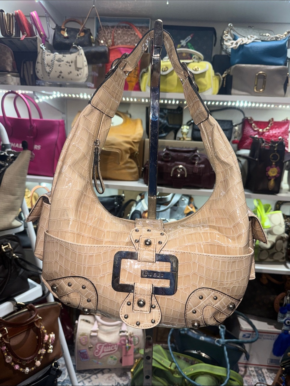 Guess Vintage  Croc-Embossed Beige Shoulder Hobo